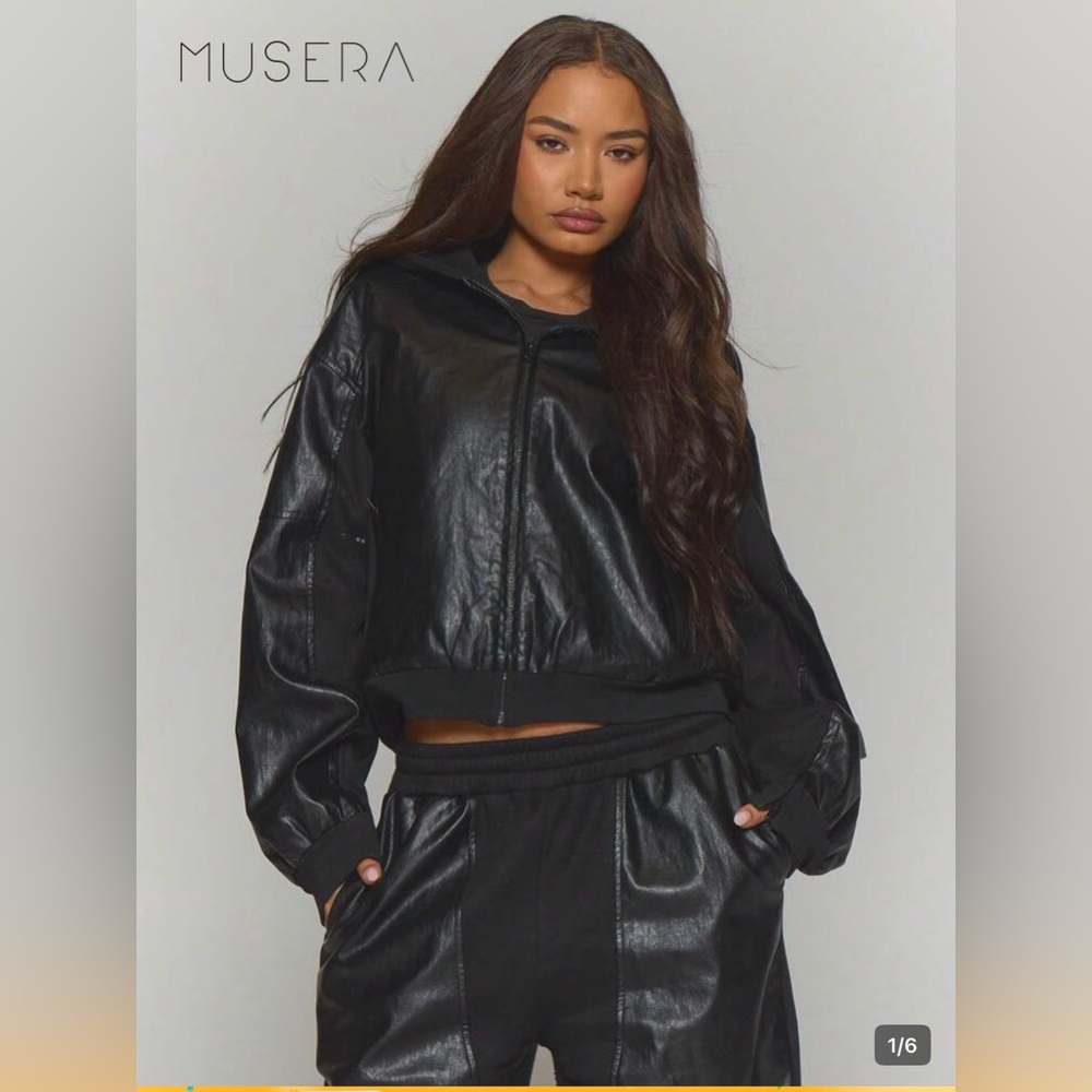 SET
New-Half Leather (faux)
 Women's Black sweatsuit
